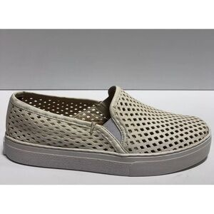 Jibs Women’s Slip-On Shoes Beige, Size 7 M.